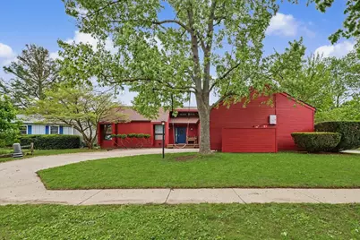 2005 Clover Court E, Champaign, IL 61821 - Photo 3