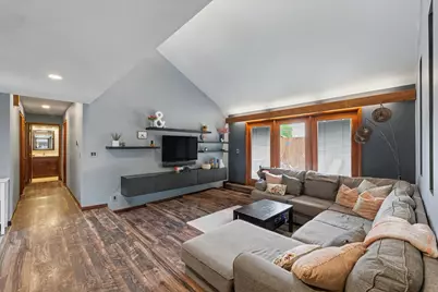 2005 Clover Court E, Champaign, IL 61821 - Photo 7