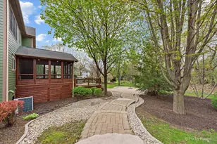 7645 Farrell Dr, Lakewood, IL 60014 - Photo 15