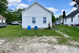 915 Chartres St, Lasalle, IL 61301 - Photo 11