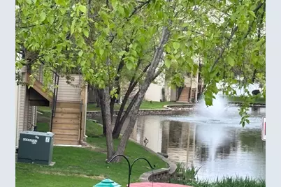 183 N Waters Edge Drive W #301, Glendale Heights, IL 60139 - Photo 7