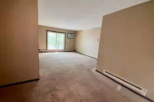 183 N Waters Edge Dr W, Glendale Heights, IL 60139 - Photo 27