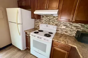 183 N Waters Edge Dr W, Glendale Heights, IL 60139 - Photo 29