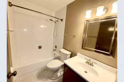 183 N Waters Edge Drive W #301, Glendale Heights, IL 60139 - Photo 23