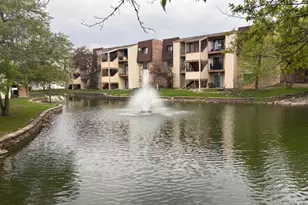 183 N Waters Edge Dr W, Glendale Heights, IL 60139 - Photo 9