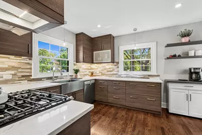 1400 Lincoln Street, Evanston, IL 60201 - Photo 9