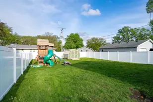 204 N Jackson St, Flanagan, IL 61740 - Photo 3