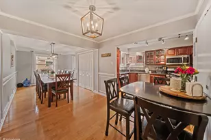 8243 N Washington St, Niles, IL 60714 - Photo 9