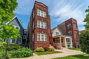 3720 W Eddy St, Chicago, IL 60618 - Photo 21