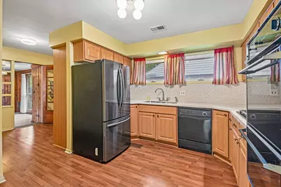 [Address not provided], Westchester, IL 60154 - Photo 7