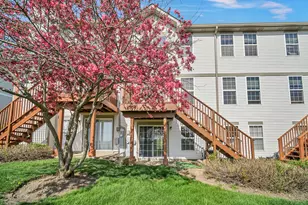 574 N Fox Trl, Round Lake, IL 60073 - Photo 3