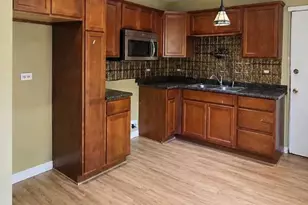 17516 Butternut Rd, Hazel Crest, IL 60429 - Photo 3