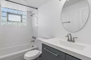 6136 S Kensington Ave, Countryside, IL 60525 - Photo 5