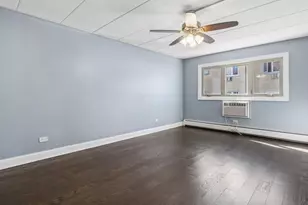 6136 S Kensington Ave, Countryside, IL 60525 - Photo 11