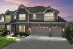 601 Oak Ln, South Elgin, IL 60177 - Photo 3