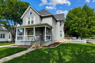 444 1st Ave, Ottawa, IL 61350 - Photo 1