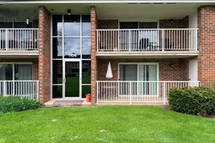 1104 Mercury Dr, Schaumburg, IL 60193 - Photo 13