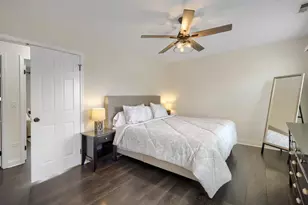 1310 W Darlington Cir, Hoffman Estates, IL 60169 - Photo 13