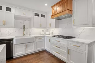 810 Kent Cir, Bartlett, IL 60103 - Photo 9