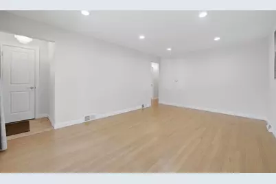 3919 N Cumberland Avenue, Chicago, IL 60634 - Photo 9