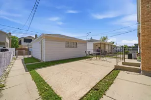 3919 N Cumberland Ave, Chicago, IL 60634 - Photo 19