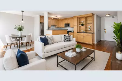 655 W Irving Park Road #1903, Chicago, IL 60613 - Photo 5