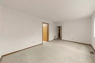 9371 Windsor Pkwy, Tinley Park, IL 60487 - Photo 19