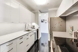 900 N Lake Shore Dr, Chicago, IL 60611 - Photo 7