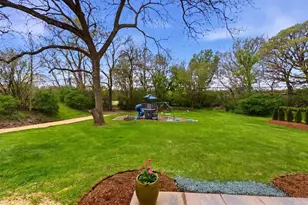 11N980 Almora Terrace, Elgin, IL 60124 - Photo 25