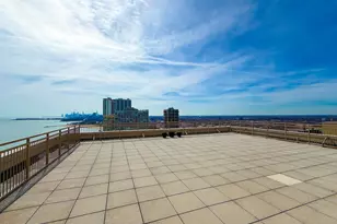 6301 N Sheridan Rd, Chicago, IL 60660 - Photo 27