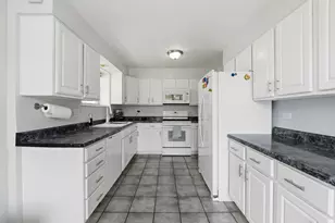 3416 N Oriole Ave, Chicago, IL 60634 - Photo 9