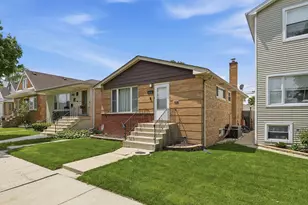 3416 N Oriole Ave, Chicago, IL 60634 - Photo 1
