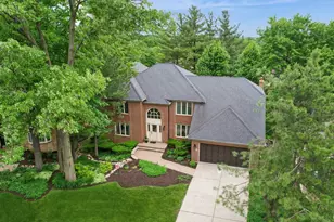 2374 Pepper Tree Ct, Lisle, IL 60532 - Photo 3