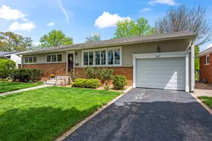 827 N Gibbons Ave, Arlington Heights, IL 60004 - Photo 23