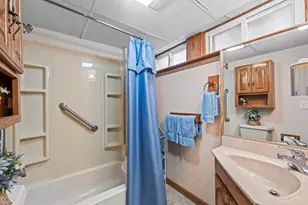 827 N Gibbons Ave, Arlington Heights, IL 60004 - Photo 13