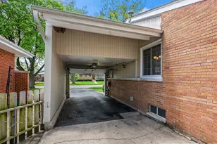 827 N Gibbons Ave, Arlington Heights, IL 60004 - Photo 21