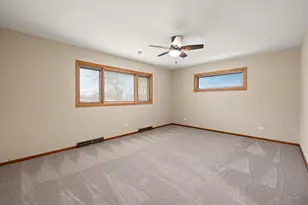 10817 Bonnie Brae Rd, Huntley, IL 60142 - Photo 9