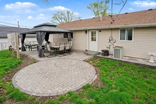 458 Berkshire Ave, Romeoville, IL 60446 - Photo 19