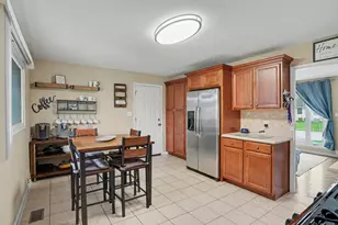 458 Berkshire Ave, Romeoville, IL 60446 - Photo 9