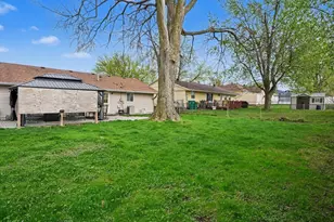 458 Berkshire Ave, Romeoville, IL 60446 - Photo 23