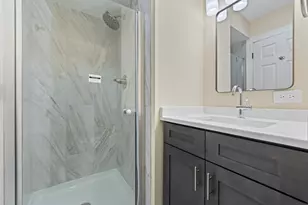 10403 Broadmoor Dr, Palos Hills, IL 60465 - Photo 9
