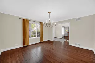 613 Ford Ln, Bartlett, IL 60103 - Photo 9