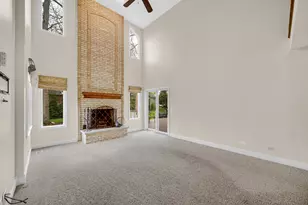 613 Ford Ln, Bartlett, IL 60103 - Photo 5