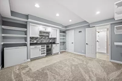 810 Woodridge Trail, McHenry, IL 60050 - Photo 33