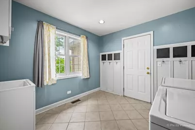 810 Woodridge Trail, McHenry, IL 60050 - Photo 19