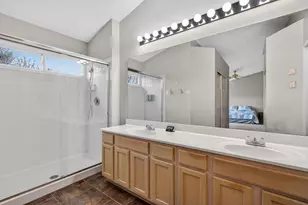 1160 Heavens Gate, Lake in the Hills, IL 60156 - Photo 35