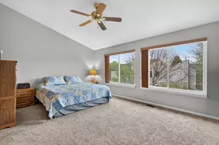 1160 Heavens Gate, Lake in the Hills, IL 60156 - Photo 33
