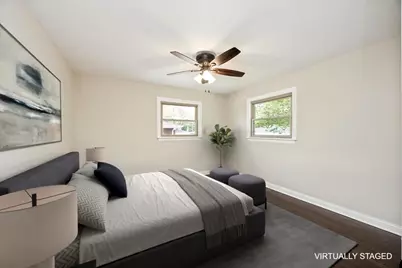 8759 Mobile Avenue, Oak Lawn, IL 60453 - Photo 11