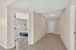 676 Persimmon St, Dekalb, IL 60115 - Photo 25