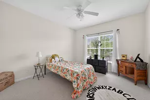 676 Persimmon St, Dekalb, IL 60115 - Photo 15